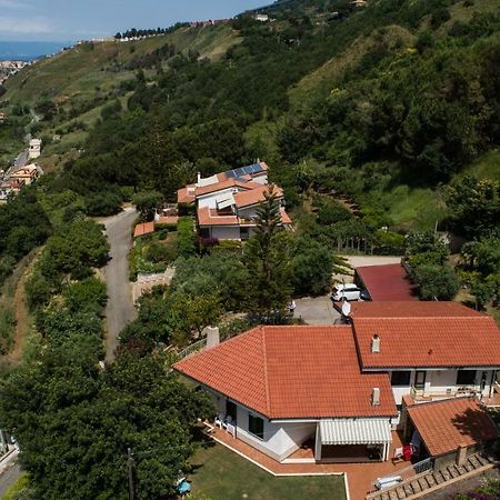 Villa Desideria A Pizzo Pizzo  Exterior photo